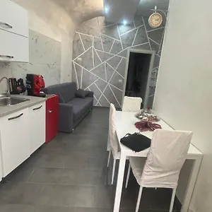La Rosa Apartment
