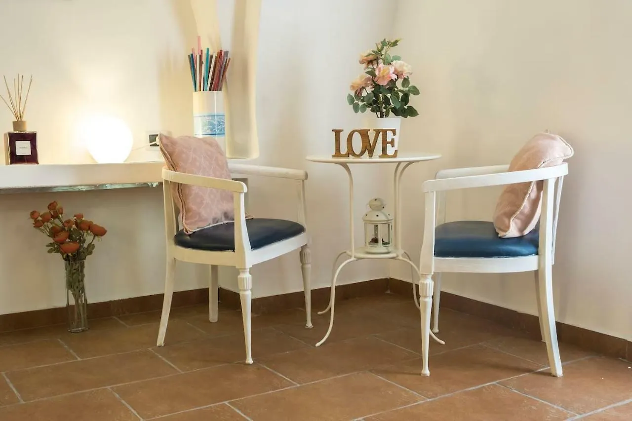 Little House Napoli Daire İtalya