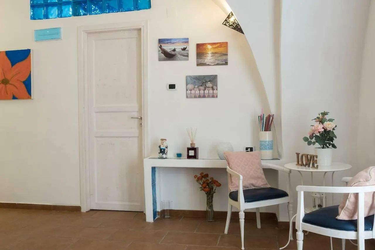 Little House Napoli Daire İtalya
